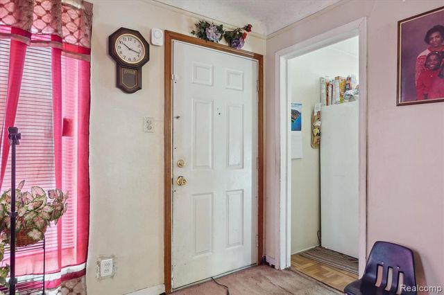 11908 Roxbury Street, Detroit, MI 48224