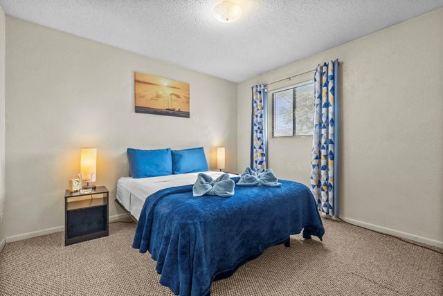 202 W Wheeler ST, Manor, TX 78653