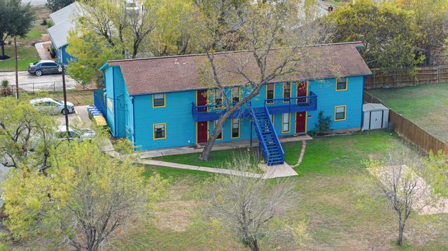 202 W Wheeler ST, Manor, TX 78653