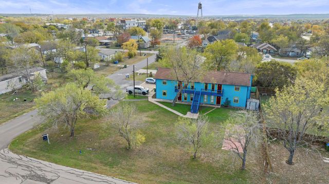 202 W Wheeler ST, Manor, TX 78653