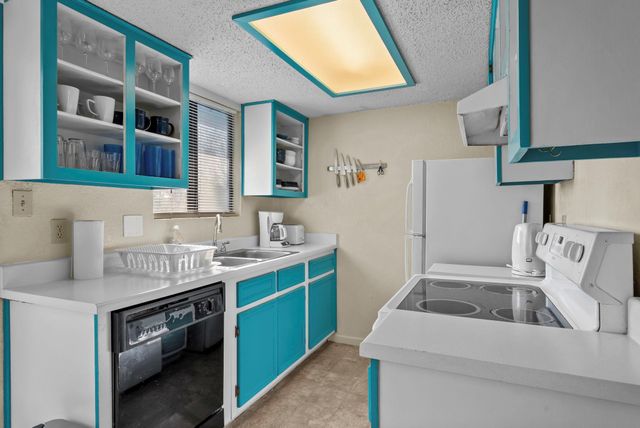 202 W Wheeler ST, Manor, TX 78653