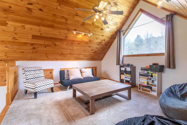 2111 Beebe Road, Derby, VT 05829