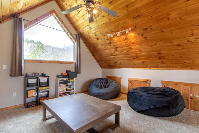 2111 Beebe Road, Derby, VT 05829