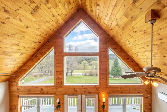 2111 Beebe Road, Derby, VT 05829