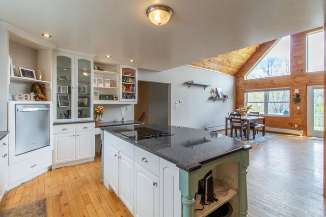 2111 Beebe Road, Derby, VT 05829