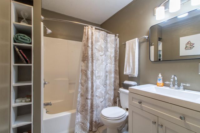 2111 Beebe Road, Derby, VT 05829