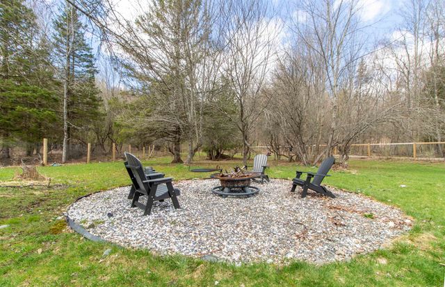 2111 Beebe Road, Derby, VT 05829