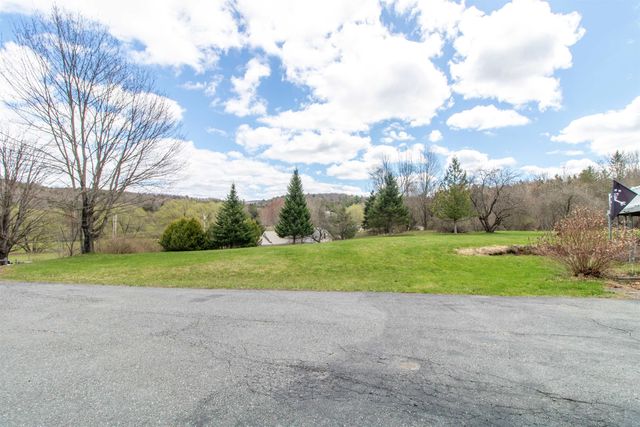 2111 Beebe Road, Derby, VT 05829