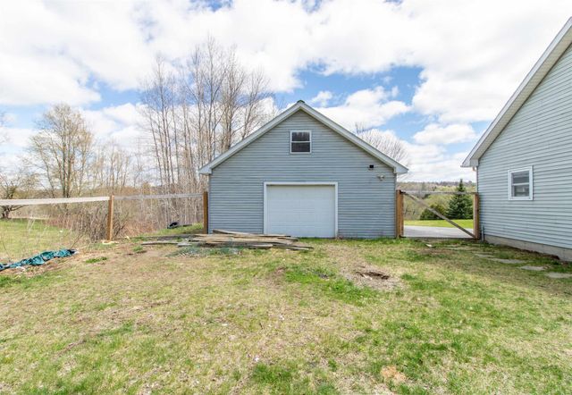 2111 Beebe Road, Derby, VT 05829