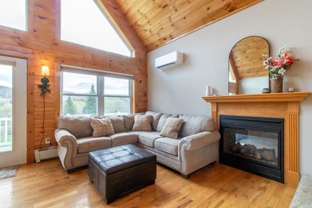 2111 Beebe Road, Derby, VT 05829