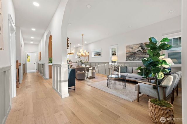 508 22nd Avenue E, Seattle, WA 98112