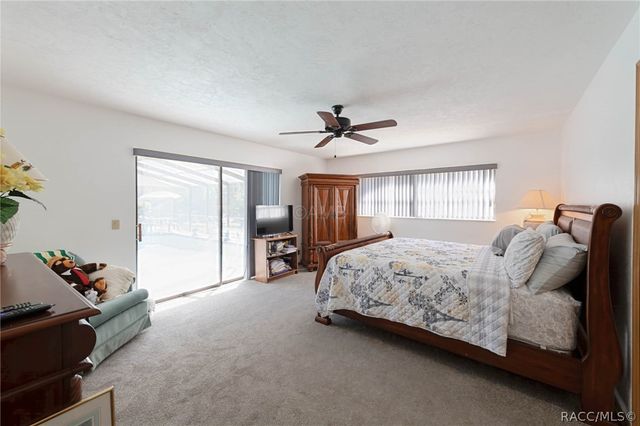 2298 W Pine Ridge Boulevard, Beverly Hills, FL 34465