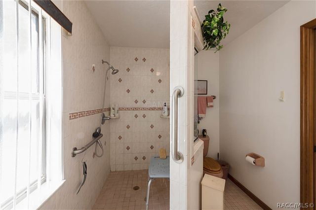 2298 W Pine Ridge Boulevard, Beverly Hills, FL 34465