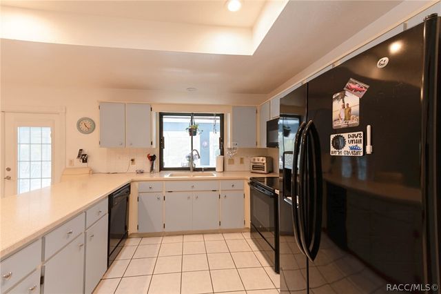 2298 W Pine Ridge Boulevard, Beverly Hills, FL 34465