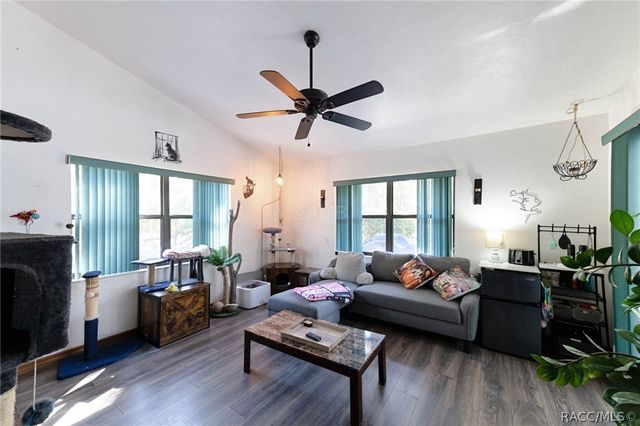 2298 W Pine Ridge Boulevard, Beverly Hills, FL 34465