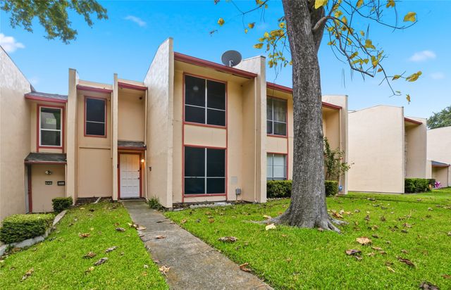 334 Valley Park Drive, Garland, TX 75043