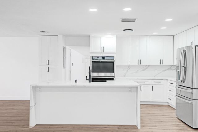 216 Bayberry Drive, Plantation, FL 33317