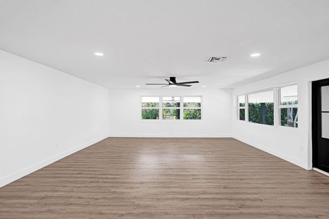 216 Bayberry Drive, Plantation, FL 33317