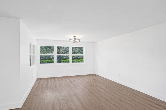 216 Bayberry Drive, Plantation, FL 33317