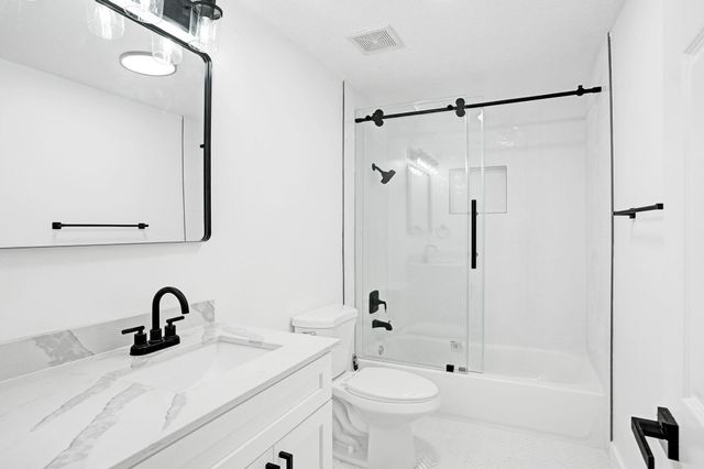 216 Bayberry Drive, Plantation, FL 33317