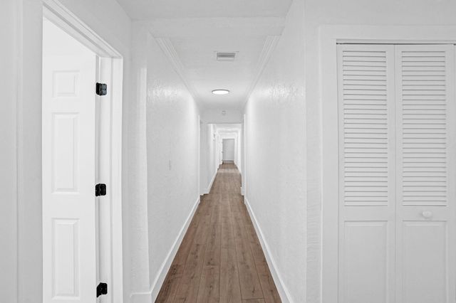 216 Bayberry Drive, Plantation, FL 33317