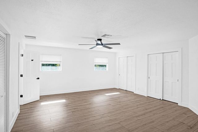 216 Bayberry Drive, Plantation, FL 33317