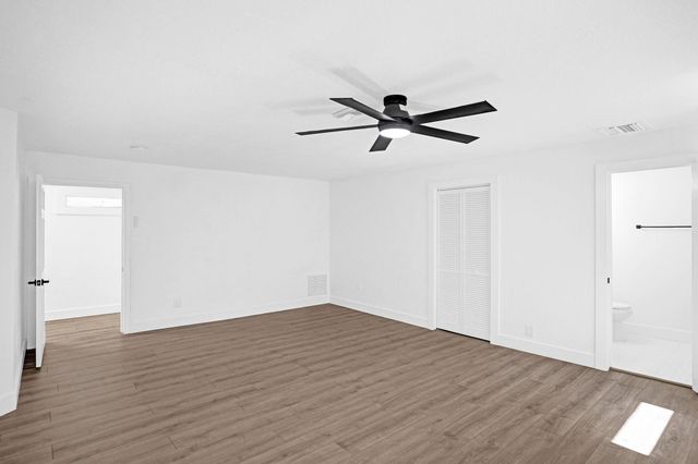 216 Bayberry Drive, Plantation, FL 33317