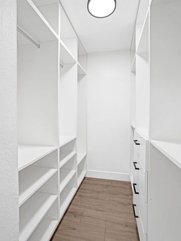 216 Bayberry Drive, Plantation, FL 33317