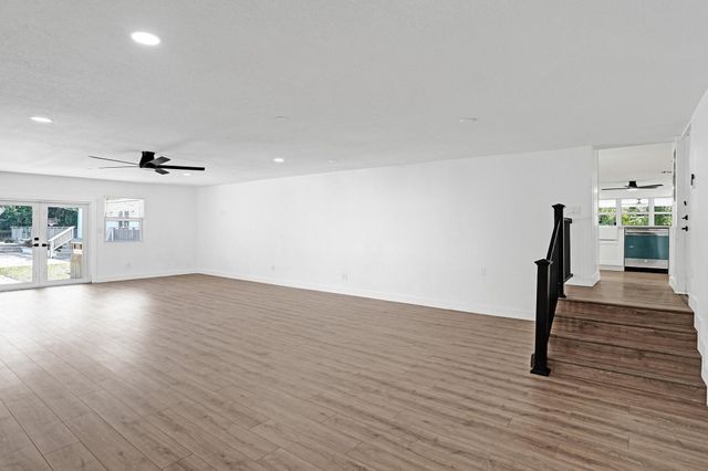 216 Bayberry Drive, Plantation, FL 33317