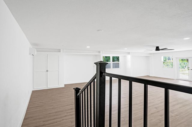 216 Bayberry Drive, Plantation, FL 33317