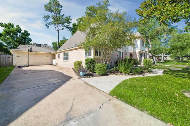 7611 Heritage Pines Drive, Humble, TX 77346