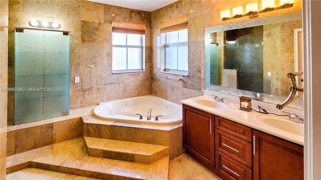 16473 SW 59th Ter, Miami, FL 33193