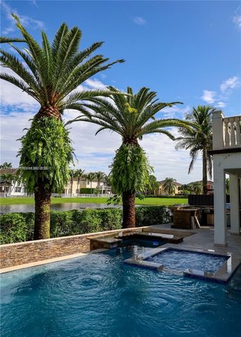 16473 SW 59th Ter, Miami, FL 33193