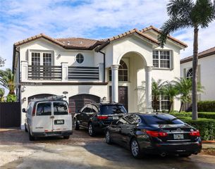 16473 SW 59th Ter, Miami, FL 33193