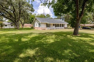 1805 11th Street, Hempstead, TX 77445