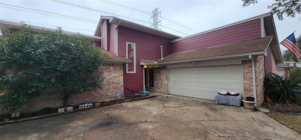 13347 High Star Drive, Houston, TX 77083