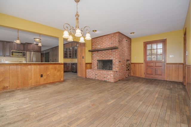 4715 Richview Road, Mt Vernon, IL 62864