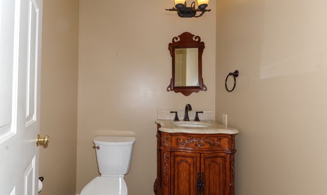 4715 Richview Road, Mt Vernon, IL 62864