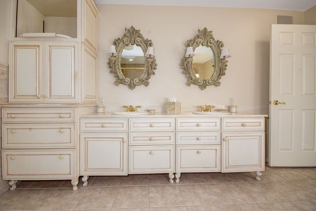 4715 Richview Road, Mt Vernon, IL 62864