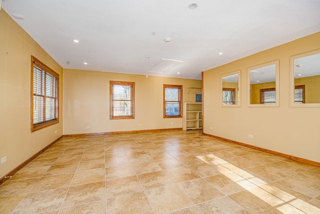 4715 Richview Road, Mt Vernon, IL 62864