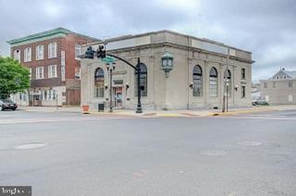 2 E SCOTT ST #SUITE 100, Riverside, NJ 08075