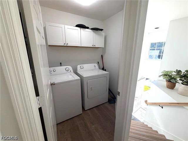 3740 Fieldstone BLVD 104, Naples, FL 34109