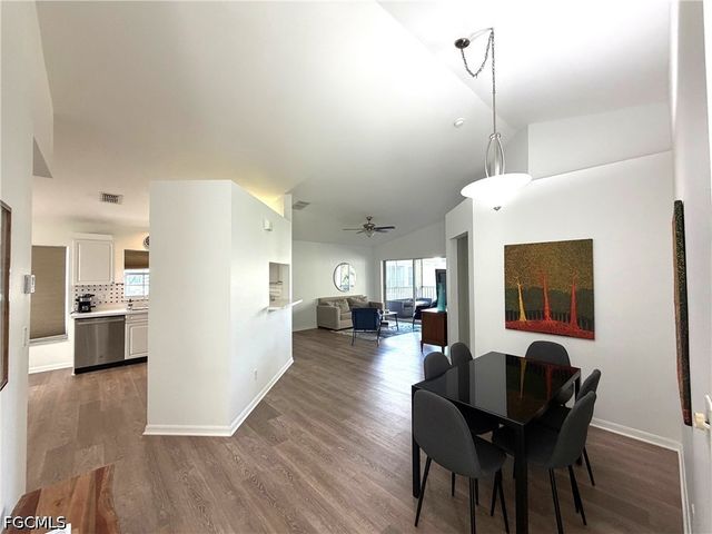 3740 Fieldstone BLVD 104, Naples, FL 34109