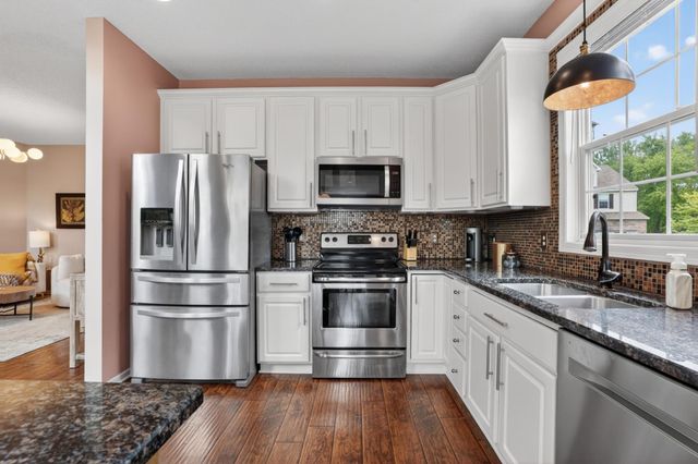 15277 Florist Circle, Apple Valley, MN 55124