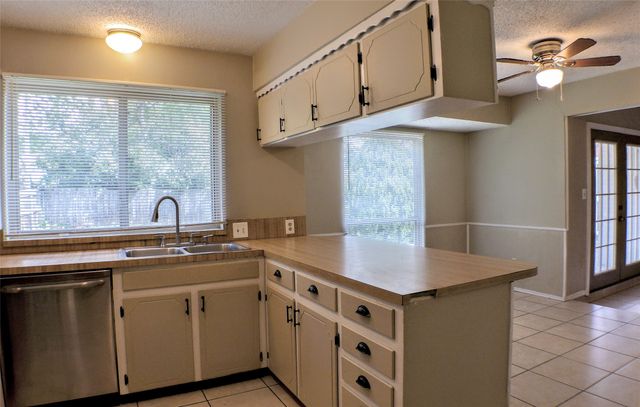 5409 Inglewood Lane, Arlington, TX 76016