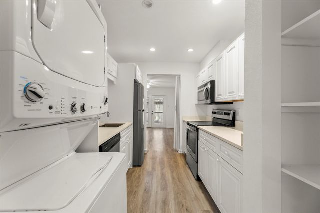 12633 Memorial Drive 57, Houston, TX 77024