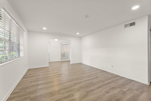 12633 Memorial Drive 57, Houston, TX 77024