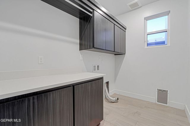 12245 Biddleston Drive Drive, El Paso, TX 79928