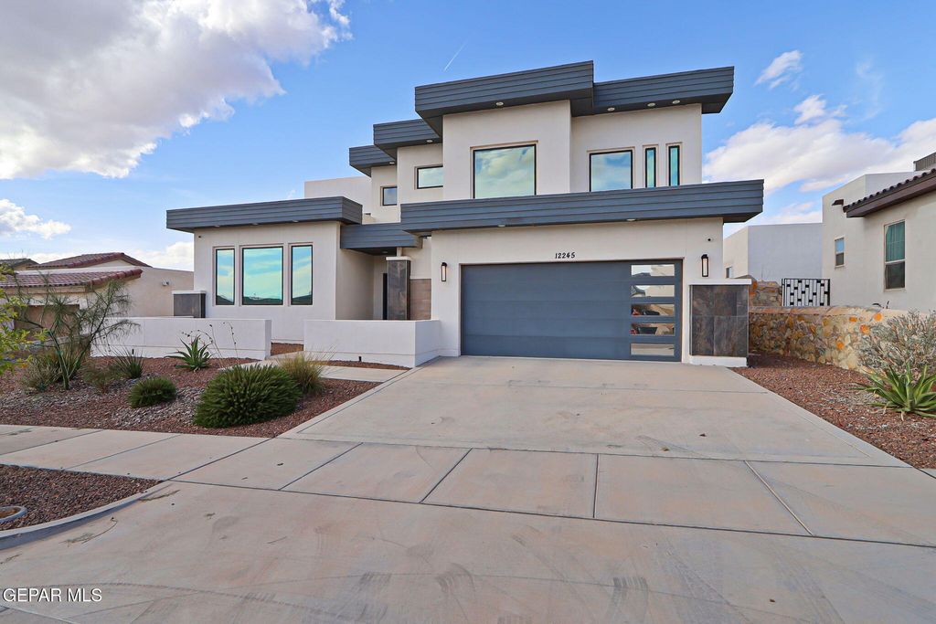 12245 Biddleston Drive Drive, El Paso, TX 79928