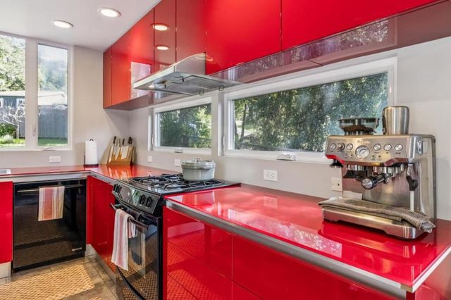 50 Escondido Place, La Honda, CA 94020